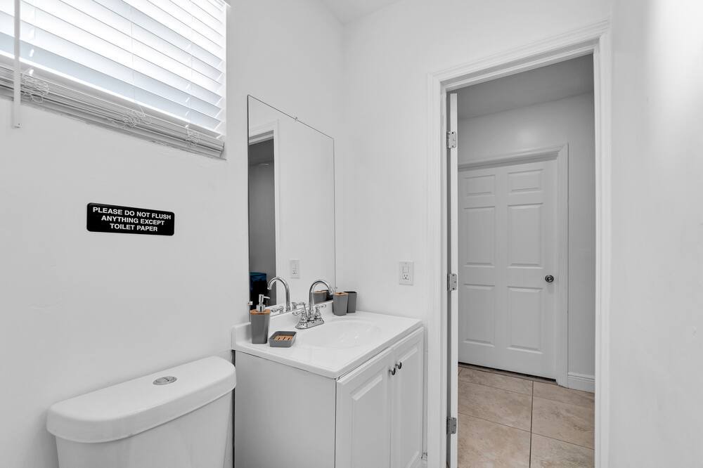 Photo of Bathroom in Ojus