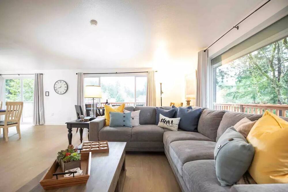 Photo of Livingroom in Burley