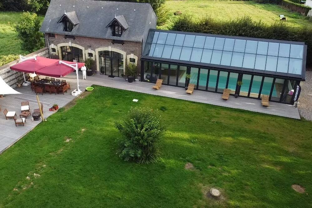 Photo of Outdoor in Gainneville