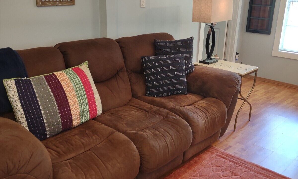 Photo of Livingroom in Cleveland