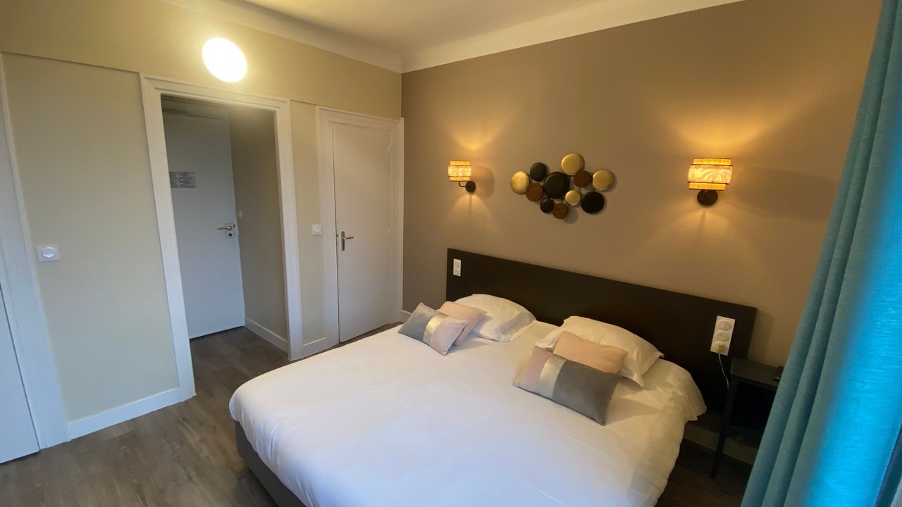 Photo of Bedroom in Mortain