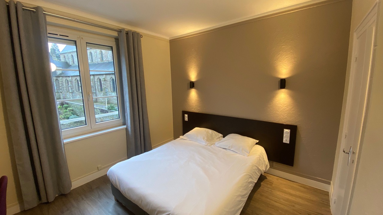 Photo of Bedroom in Mortain