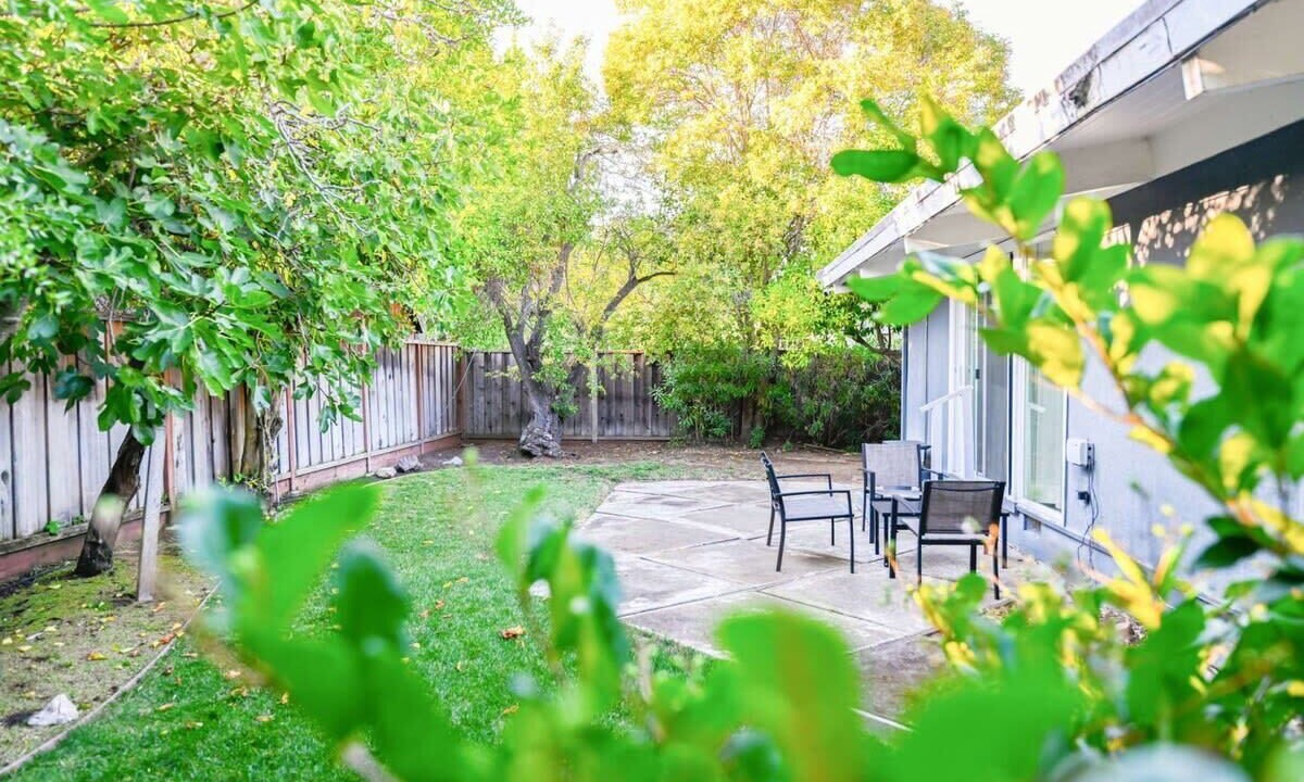Photo of Outdoor in Palo Alto
