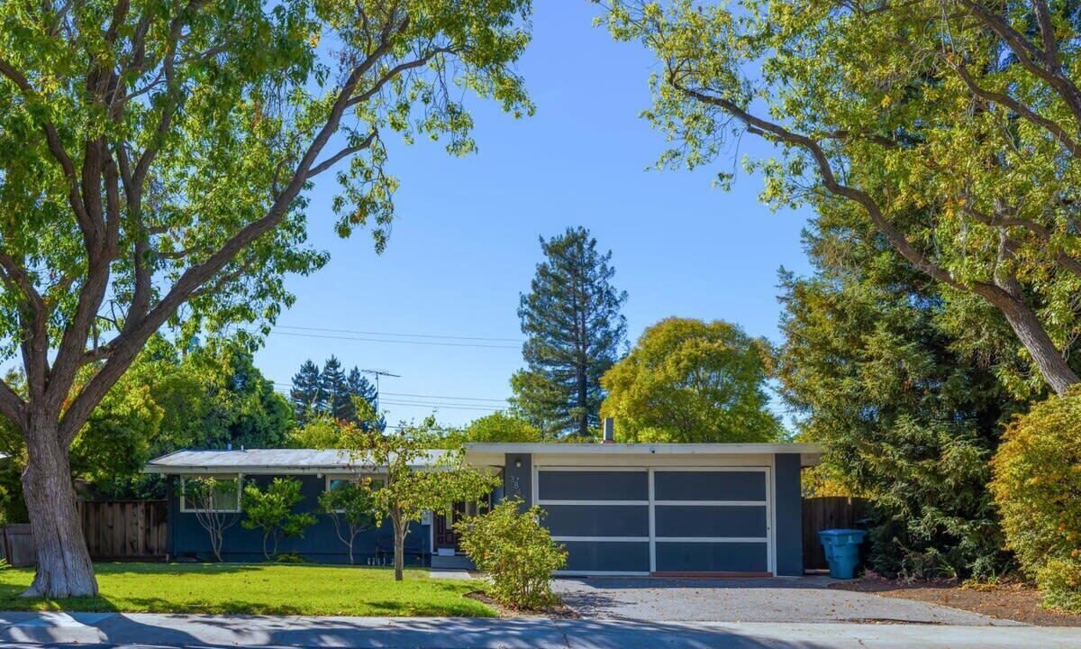 Photo of Outdoor in Palo Alto