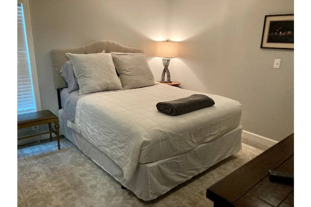 Photo of Bedroom in Tulsa