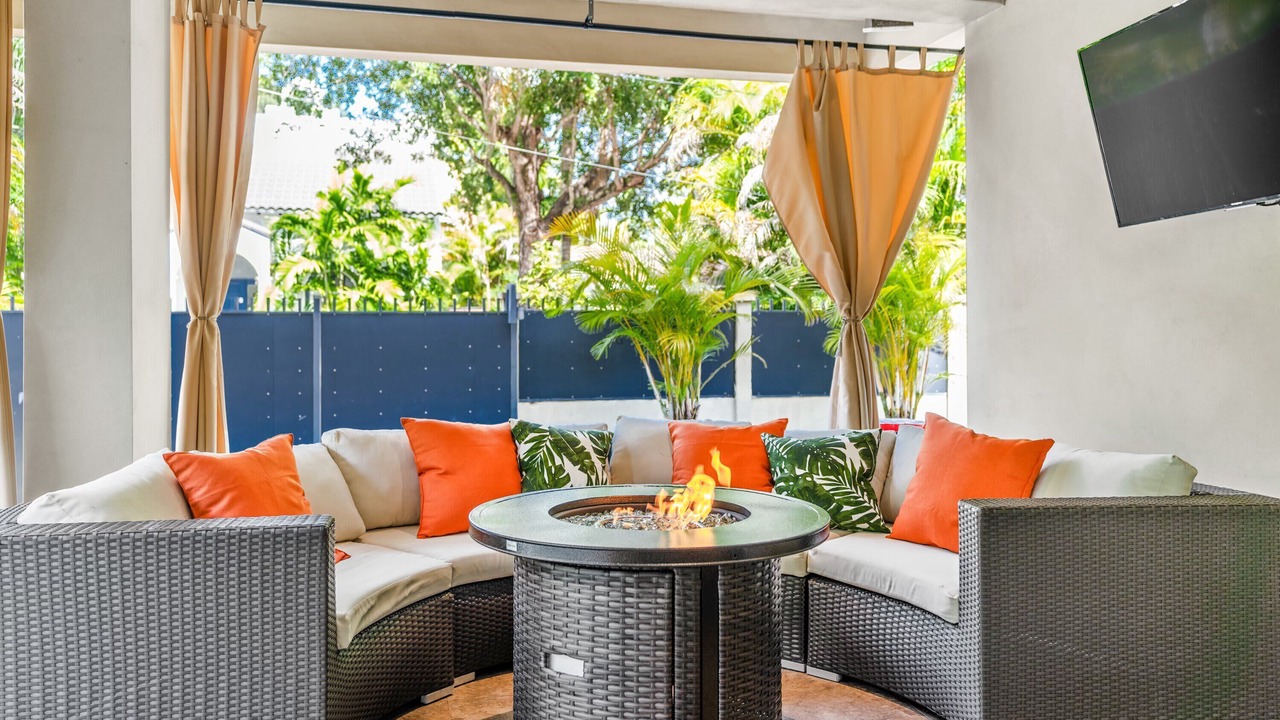 Photo of Outdoor in Northeast Coconut Grove