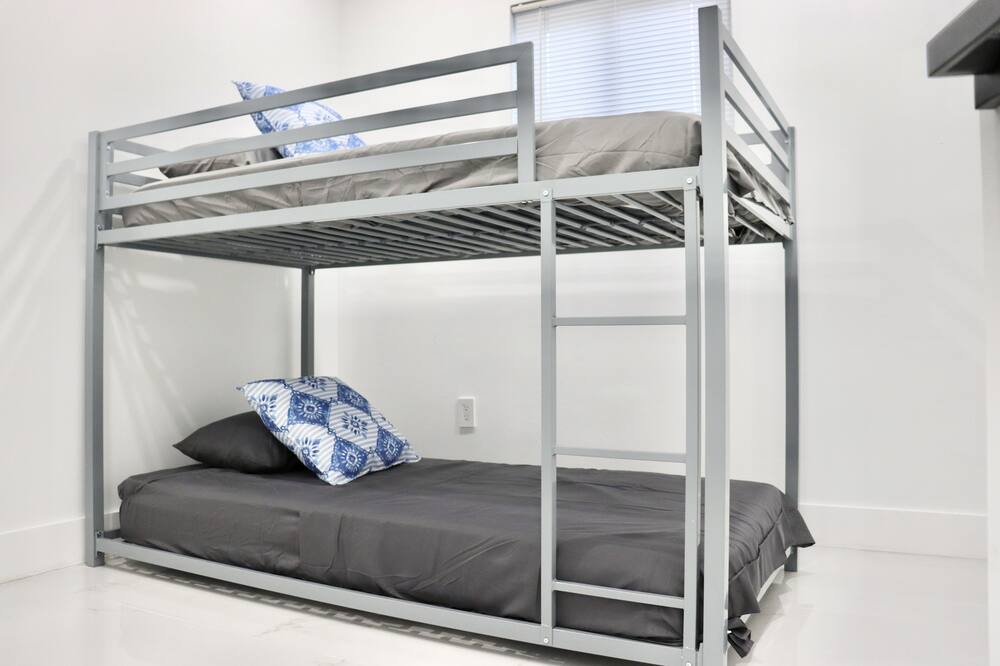 Photo of Bedroom in Richmond Heights
