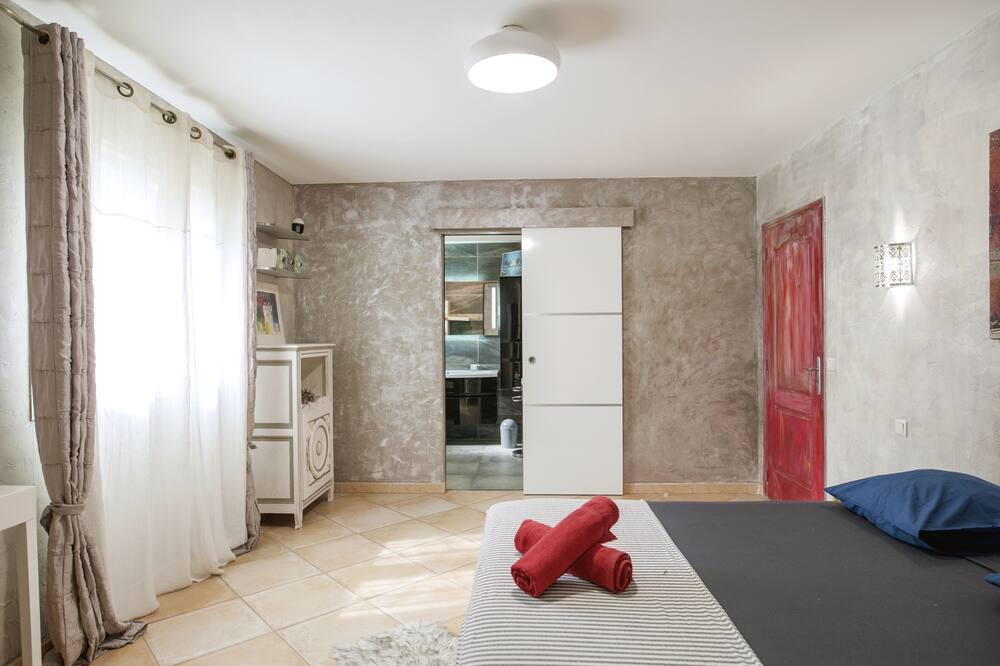 Photo of Bedroom in Saint-Jean-de-Vedas