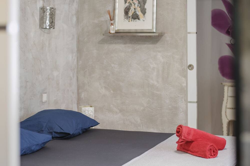 Photo of Bedroom in Saint-Jean-de-Vedas