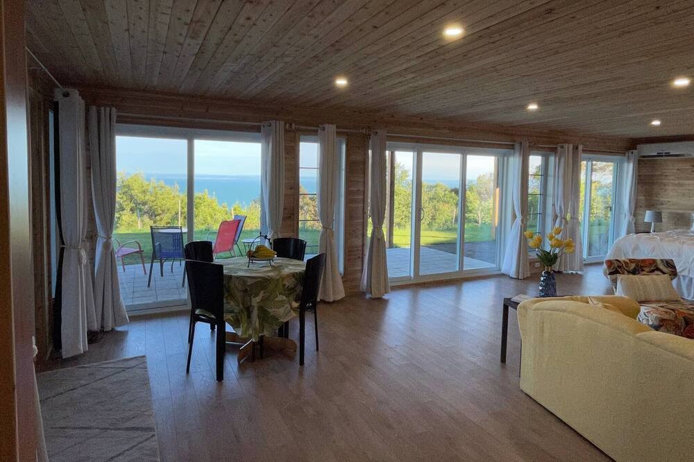 Photo of Livingroom in Cap-a-l'Aigle