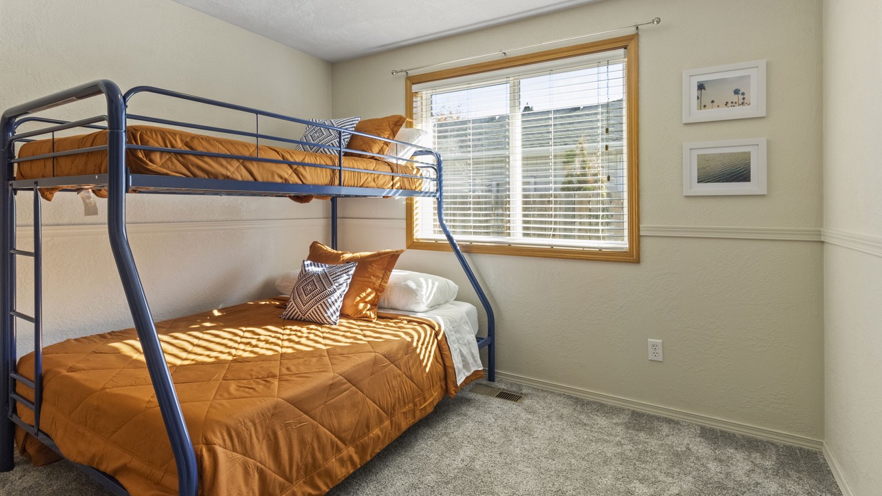 Photo of Bedroom in Central Point