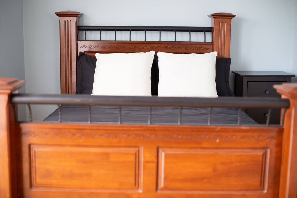 Photo of Bedroom in Cameron