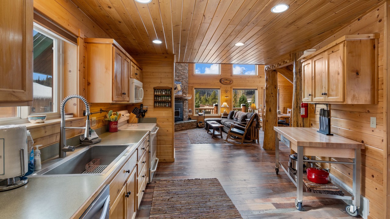 Photo of Kitchen in Lazy Acres