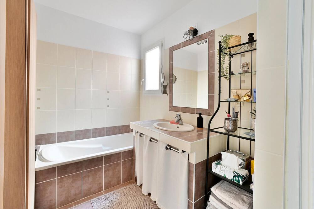 Photo of Bathroom in Sorgues
