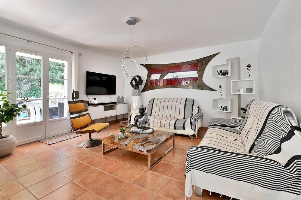 Photo of Bedroom in Sorgues