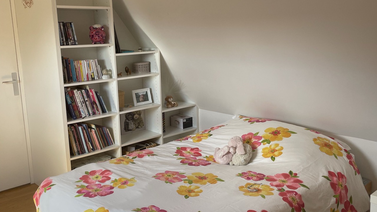 Photo of Others in Sameon