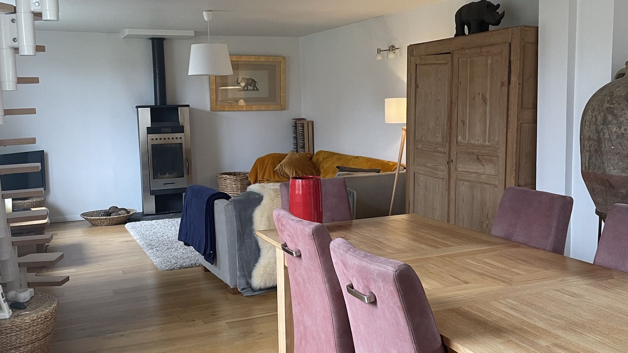 Photo of Others in Sameon