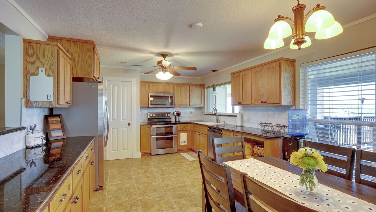 Photo of Kitchen in West Livingston