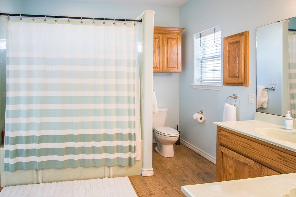 Photo of Bathroom in Sand Point