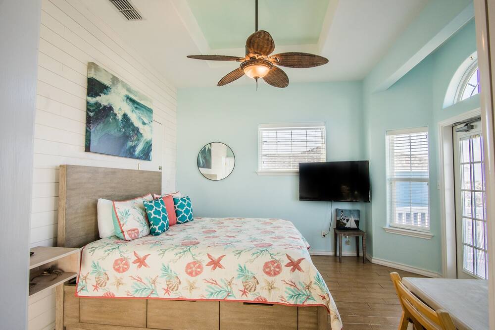 Photo of Bedroom in Sand Point