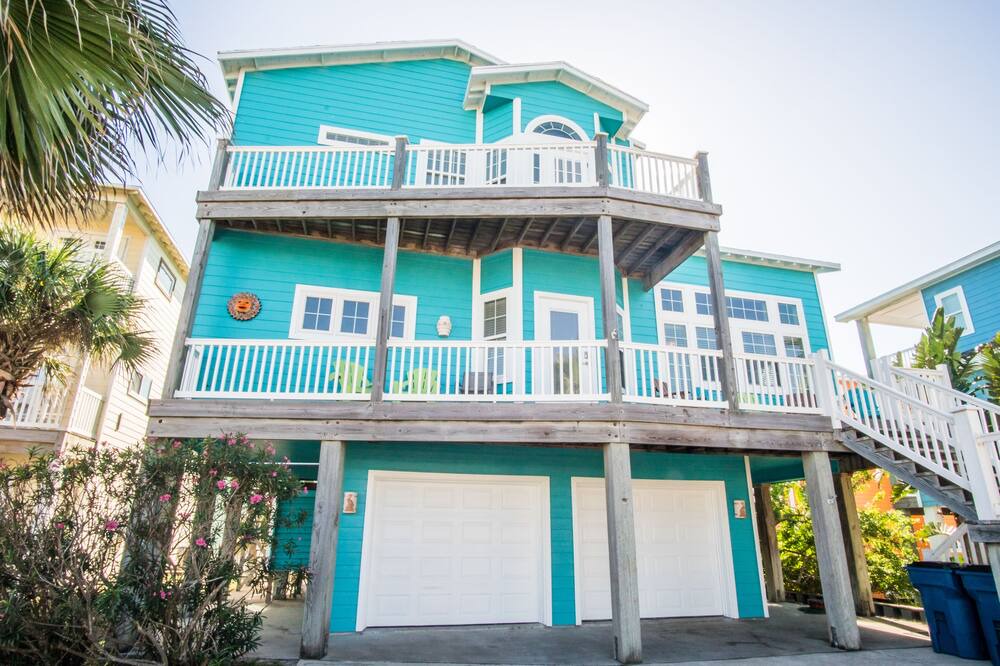 Photo of Outdoor in Sand Point