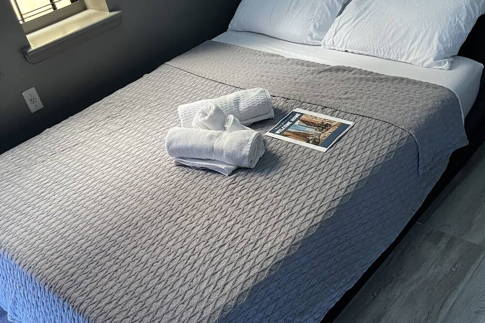 Photo of Bedroom in Central Park North