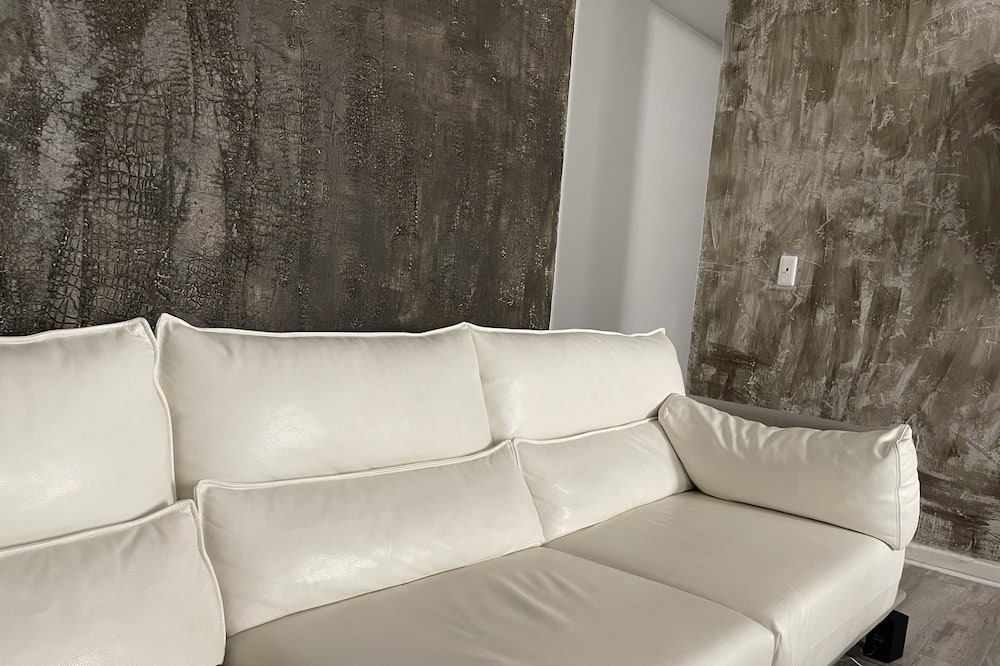 Photo of Livingroom in Central Park North