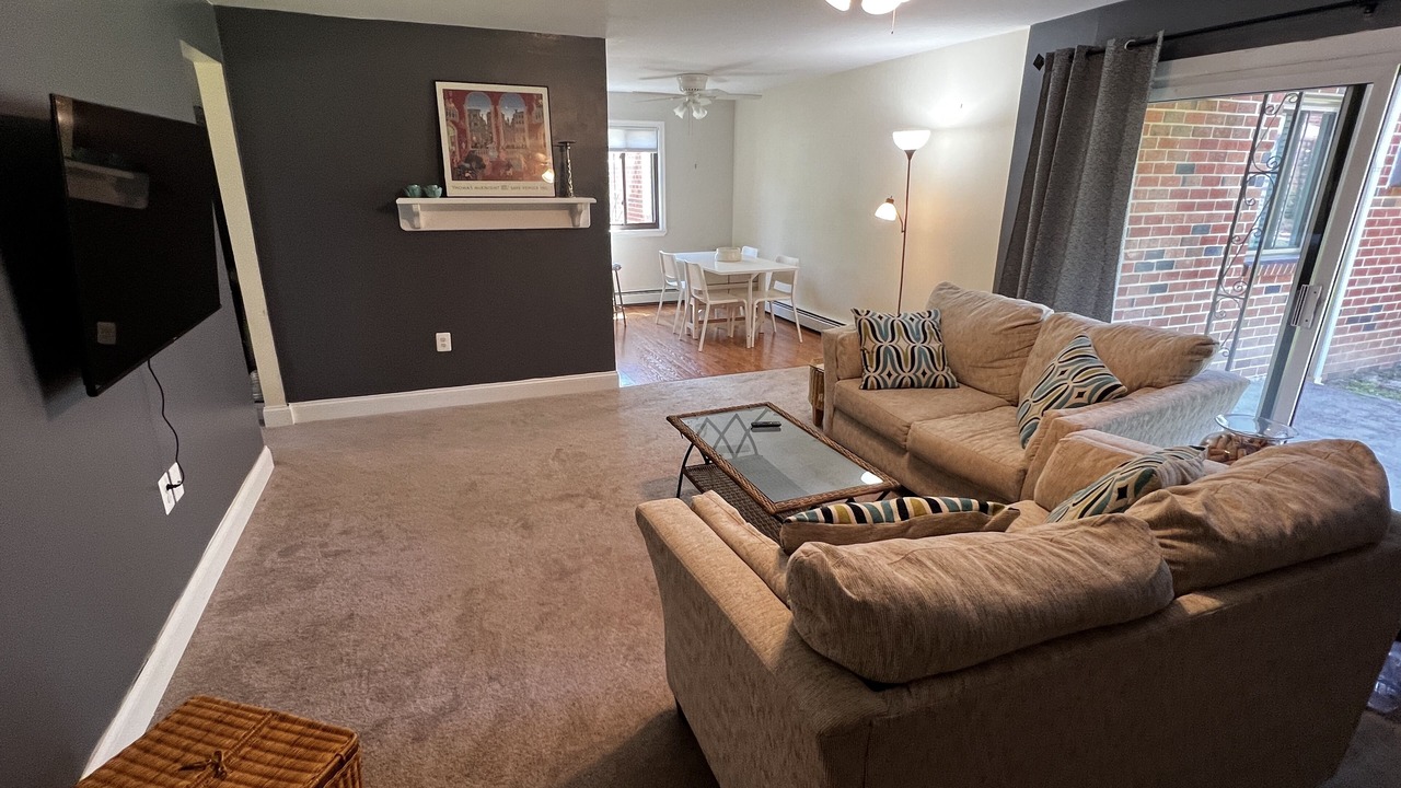 Photo of Livingroom in Broomall