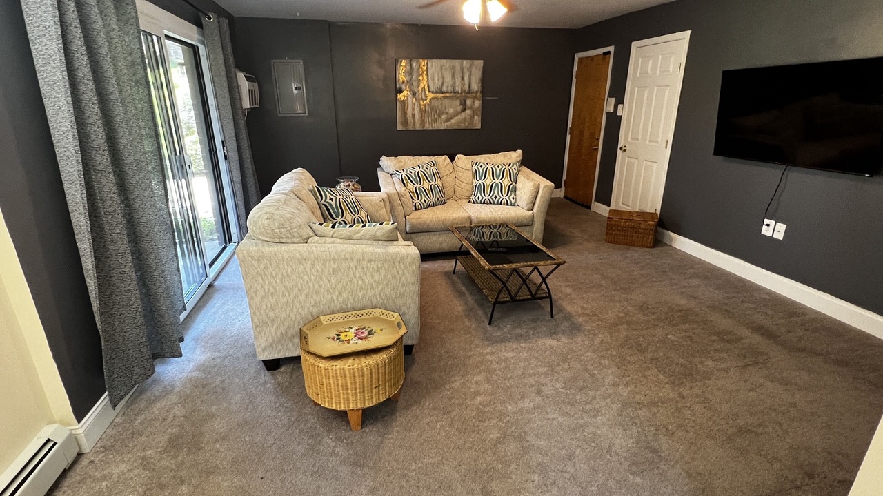 Photo of Livingroom in Broomall