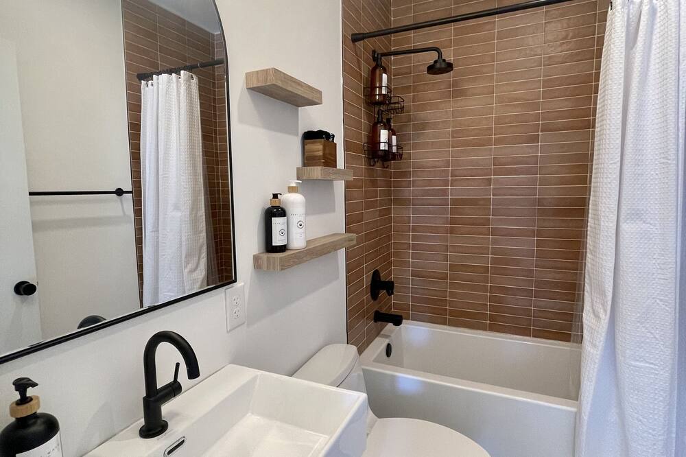 Photo of Bathroom in MLK
