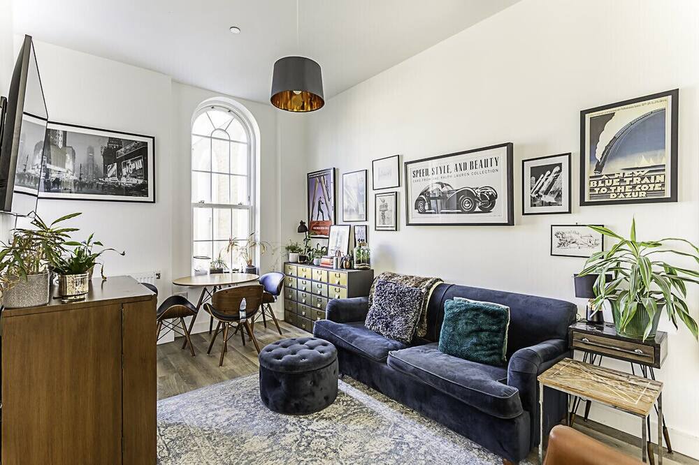 Photo of Others in Mile End