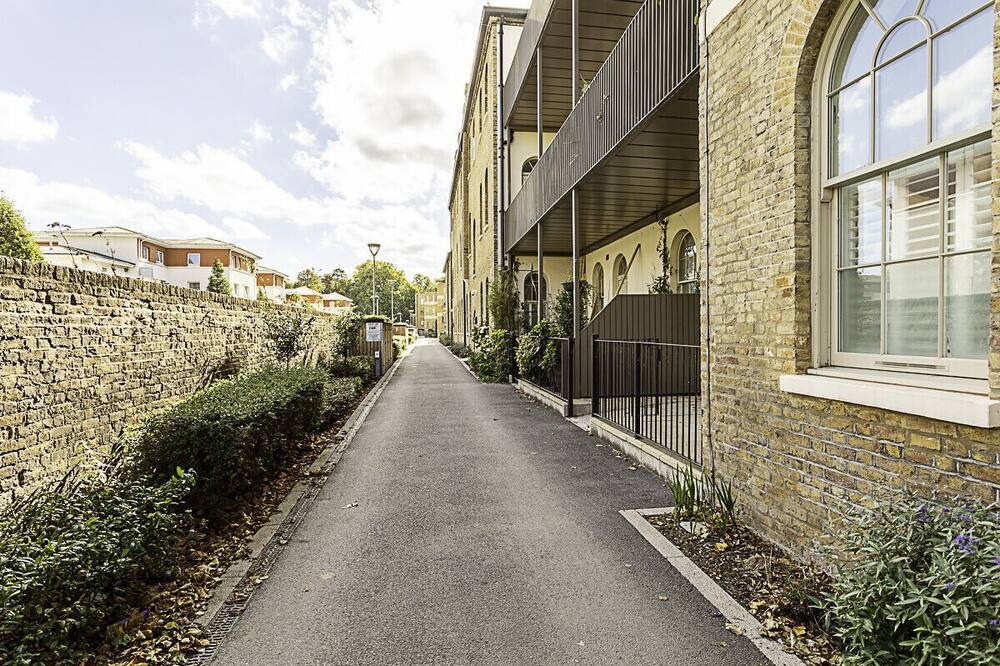 Photo of Outdoor in Mile End