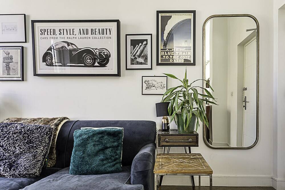 Photo of Livingroom in Mile End