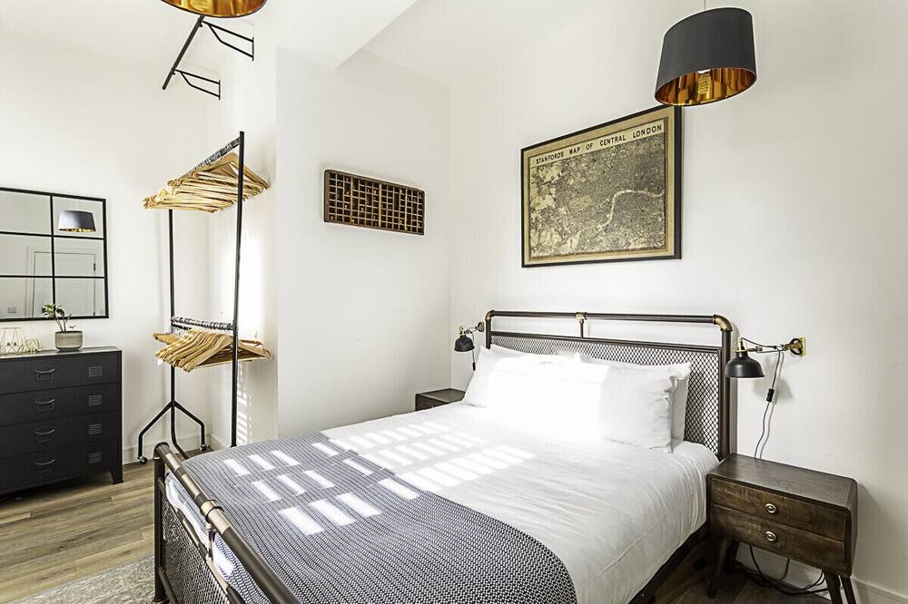 Photo of Bedroom in Mile End