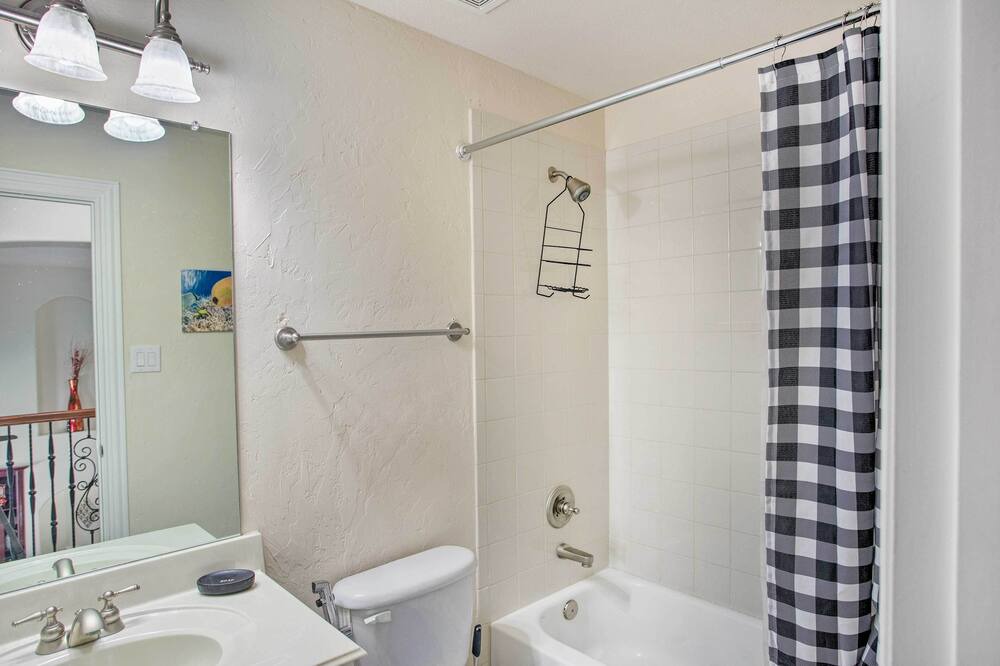 Photo of Bathroom in Murphy