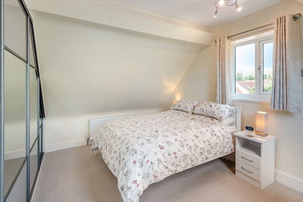 Photo of Bedroom in Castle Bytham
