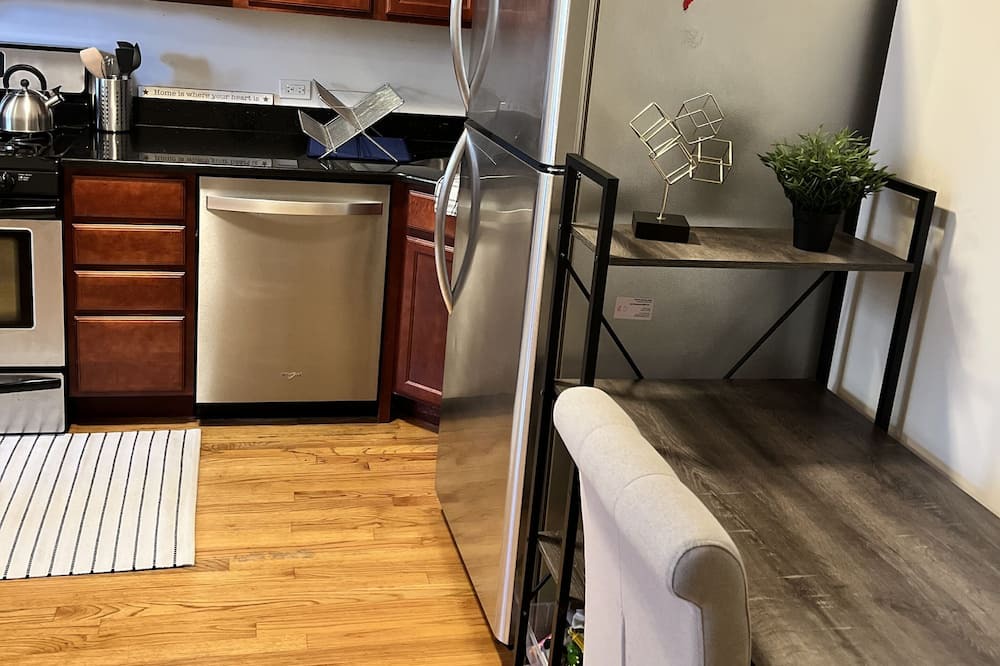 Photo of Kitchen in Budlong Woods