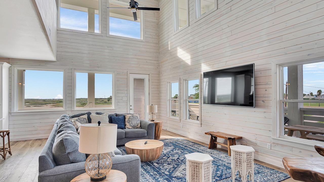 Photo of Others in Leeward Sands