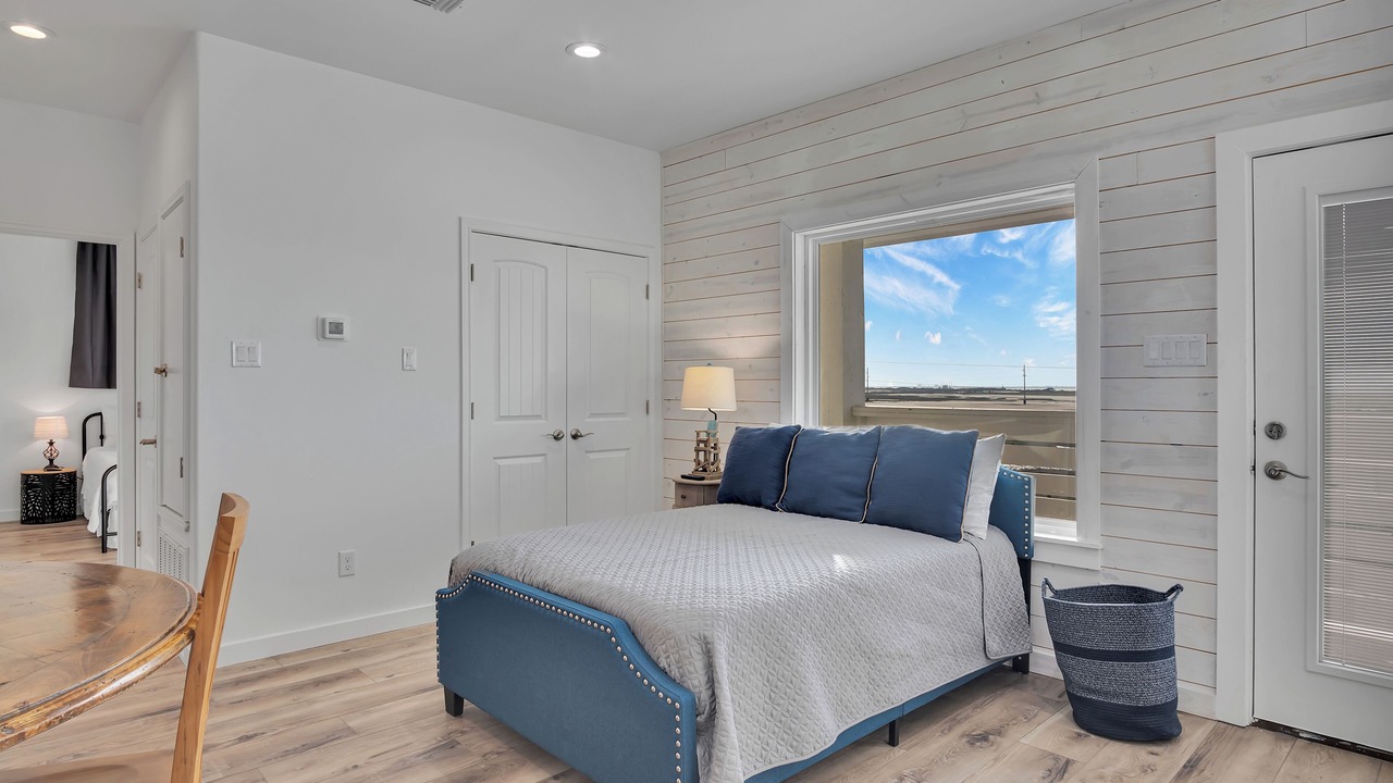 Photo of Others in Leeward Sands