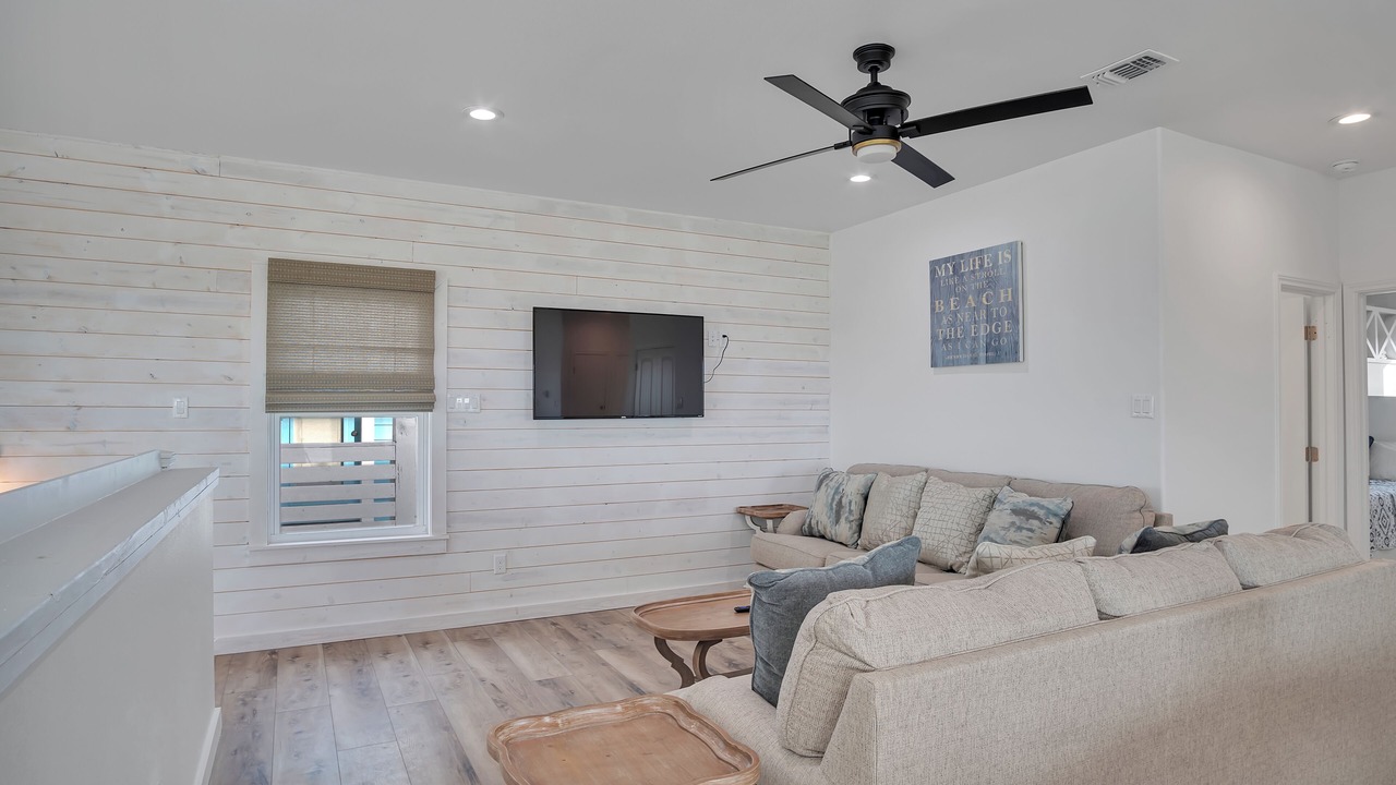 Photo of Others in Leeward Sands