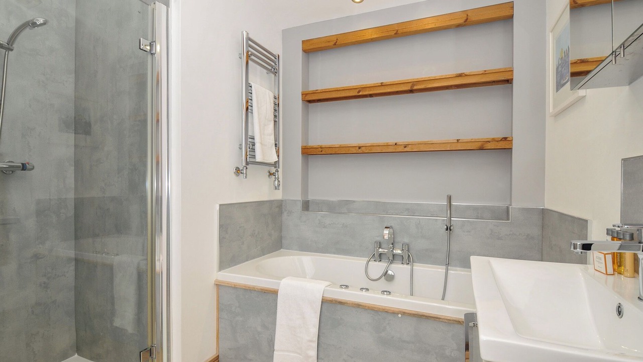 Photo of Bathroom in Dobwalls