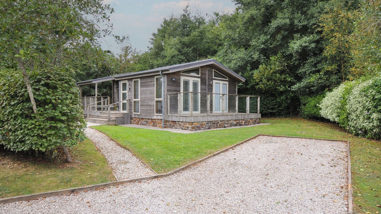 Photo of Others in Dobwalls