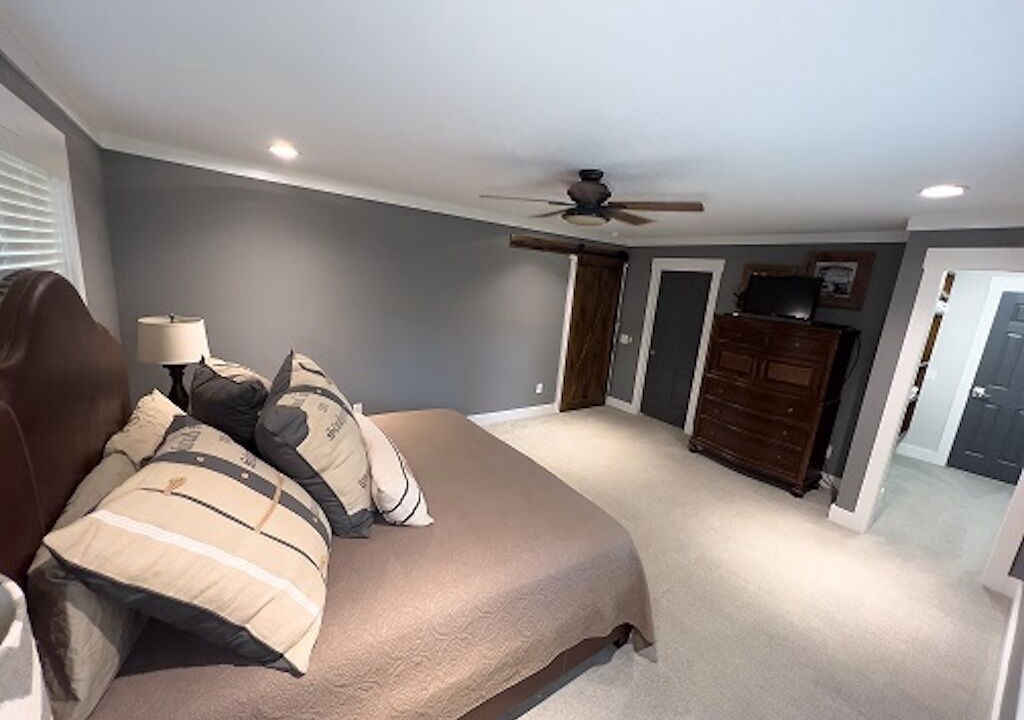 Photo of Bedroom in Laurel Fork