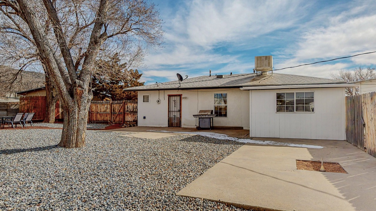 Photo of Outdoor in Northeast Heights