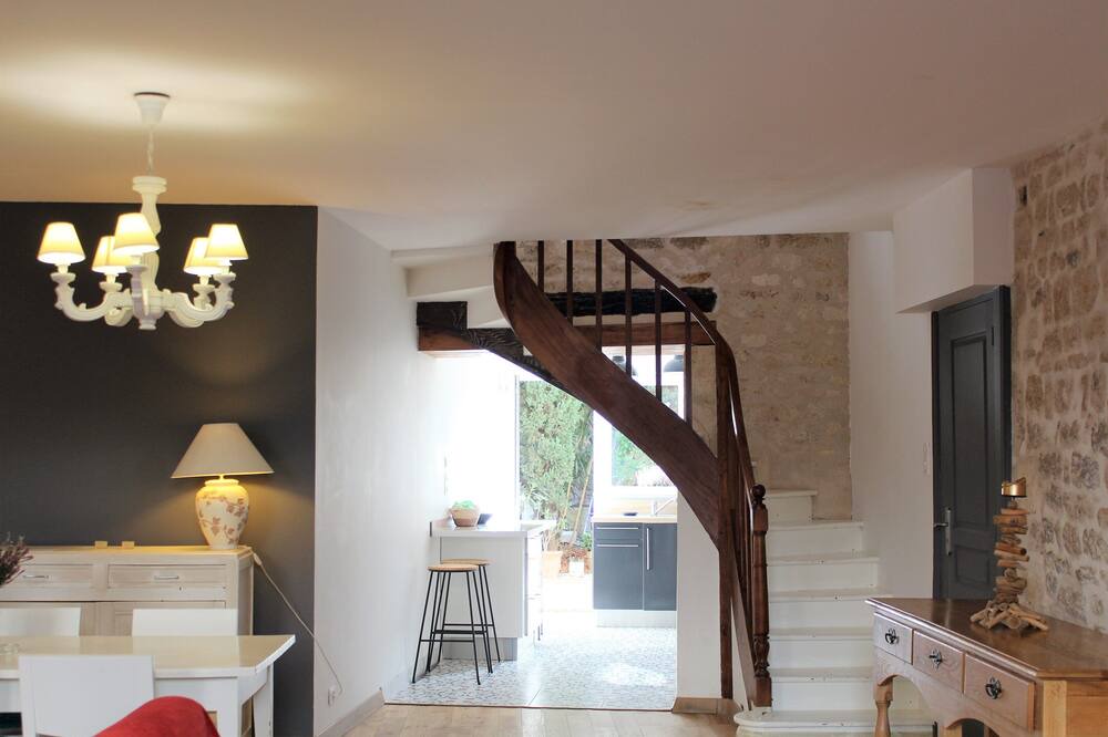 Photo of Livingroom in Fontenay-le-Comte