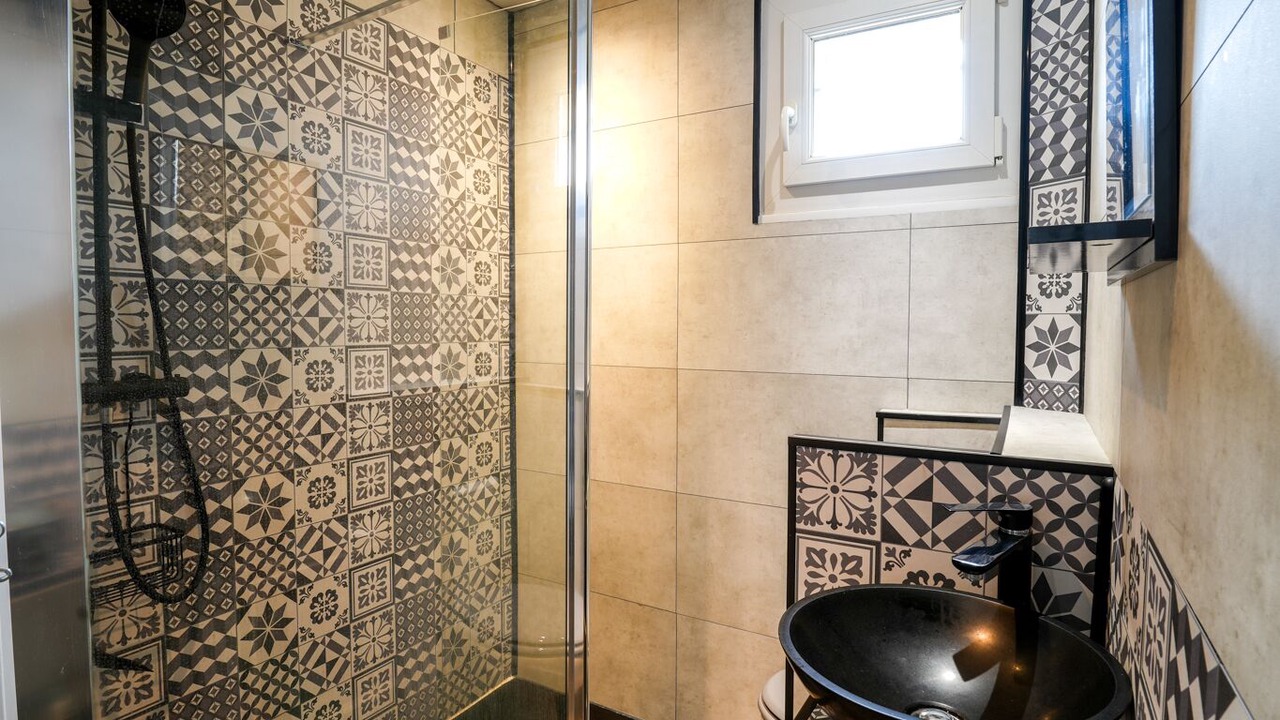 Photo of Others in Eterville