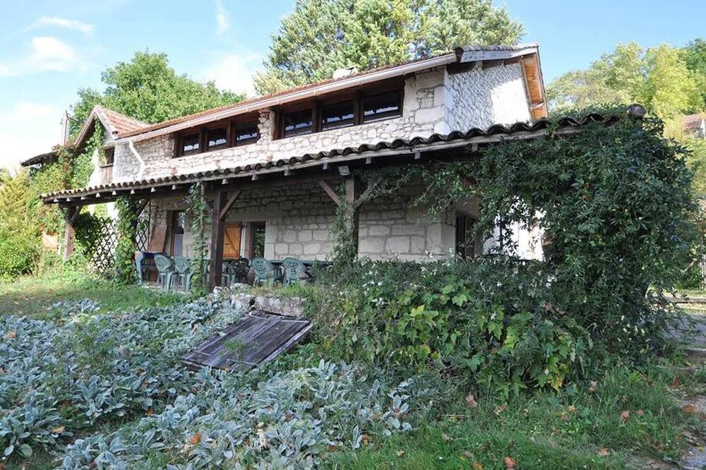 Photo of Outdoor in Flaugnac