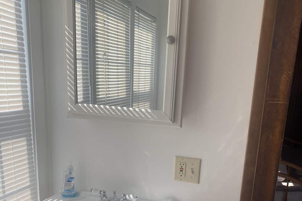 Photo of Bathroom in Devon