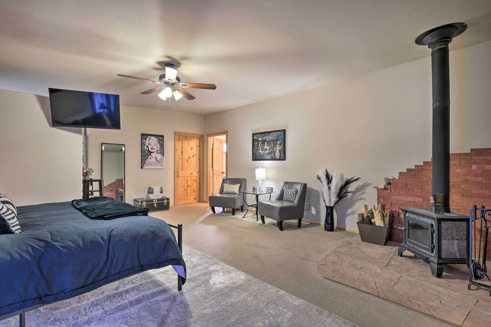 Photo of Bedroom in Placitas