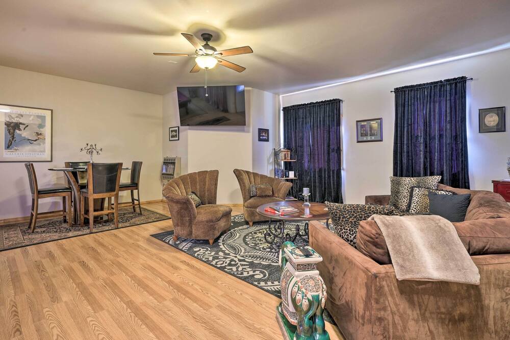 Photo of Livingroom in Placitas
